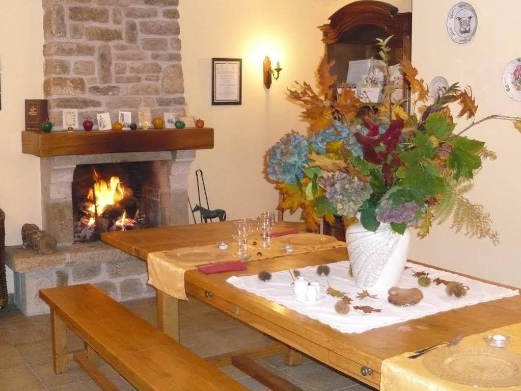 Domaine De Lesvaniel Landudec Buitenkant foto