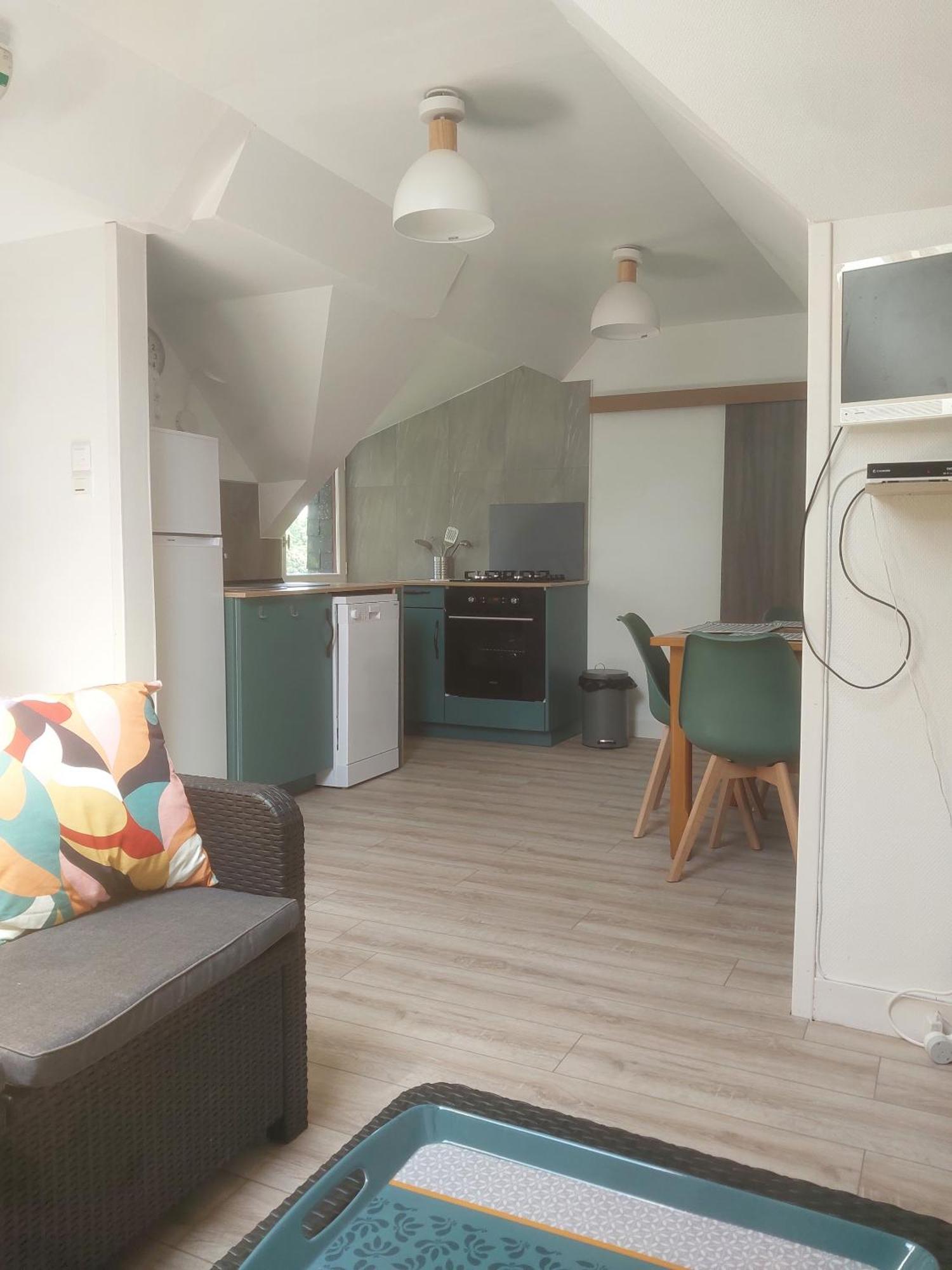 Domaine De Lesvaniel Landudec Kamer foto