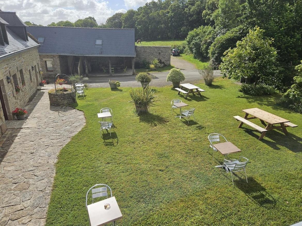 Domaine De Lesvaniel Landudec Buitenkant foto