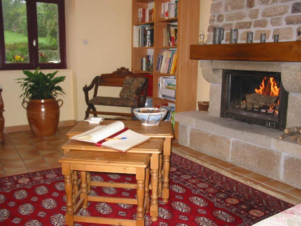 Domaine De Lesvaniel Landudec Buitenkant foto