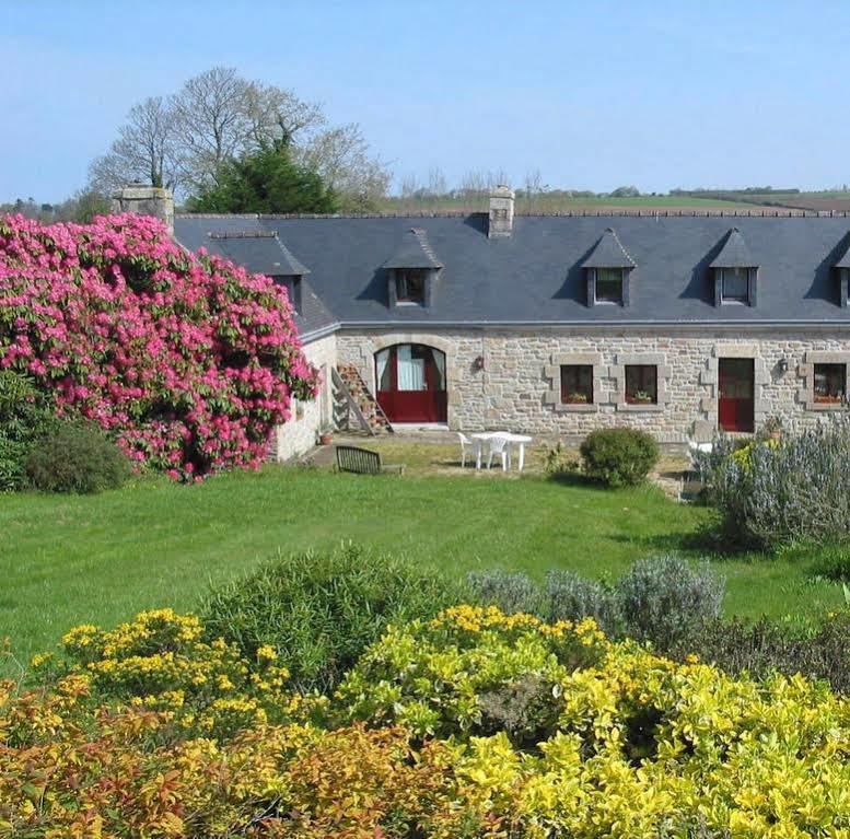 Domaine De Lesvaniel Landudec Buitenkant foto